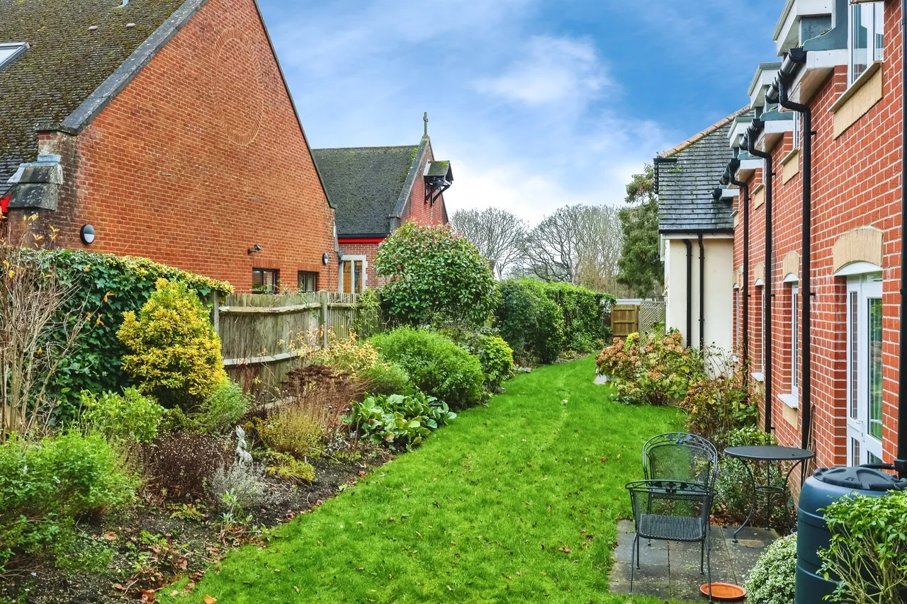 Padnell Road, Waterlooville, PO8, photo 11