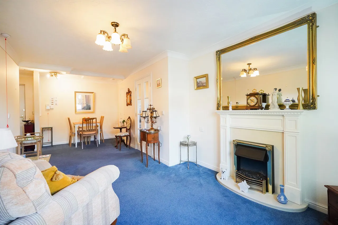 Bartin Close, Sheffield, S11, photo 2