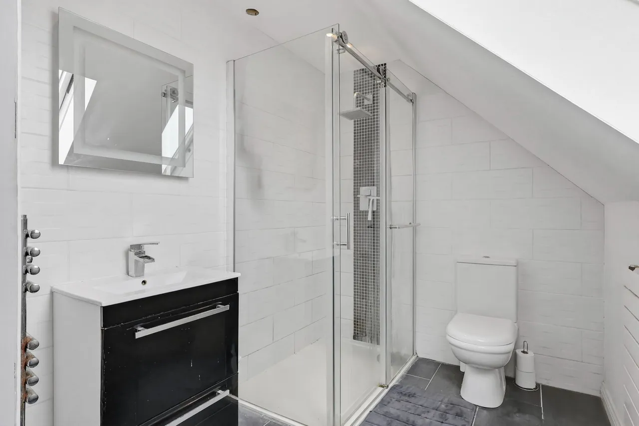Annett Close, Wickford, SS12, photo 8