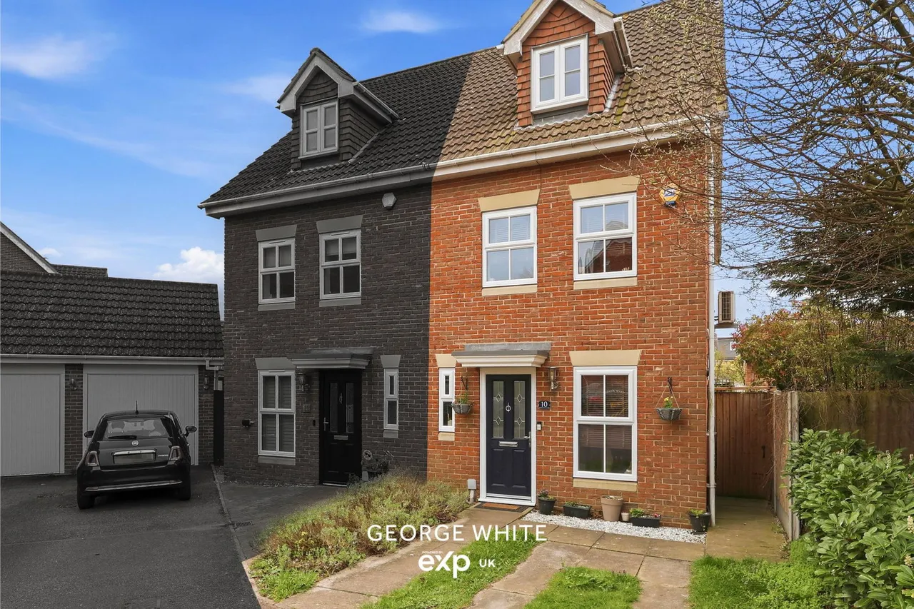 3 bed house for sale, Annett Close, Wickford, SS12