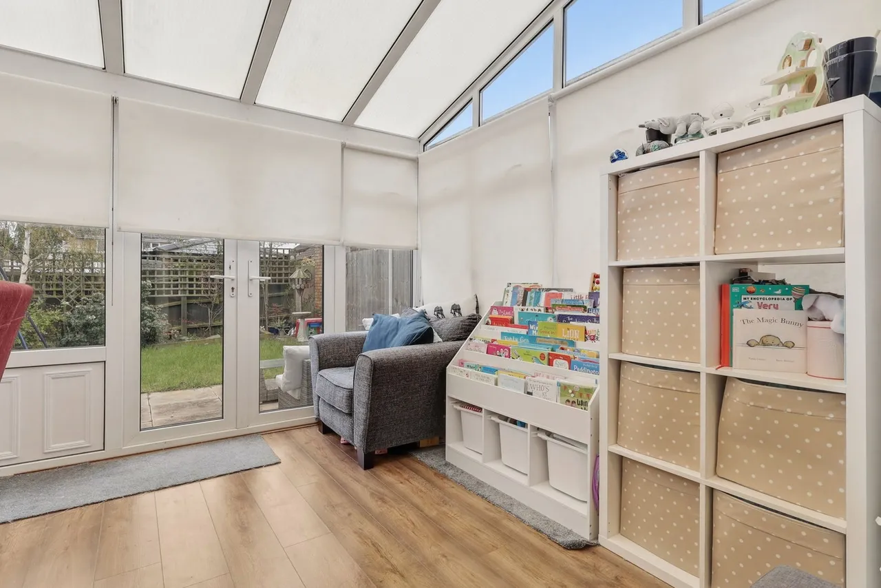 Annett Close, Wickford, SS12, photo 24