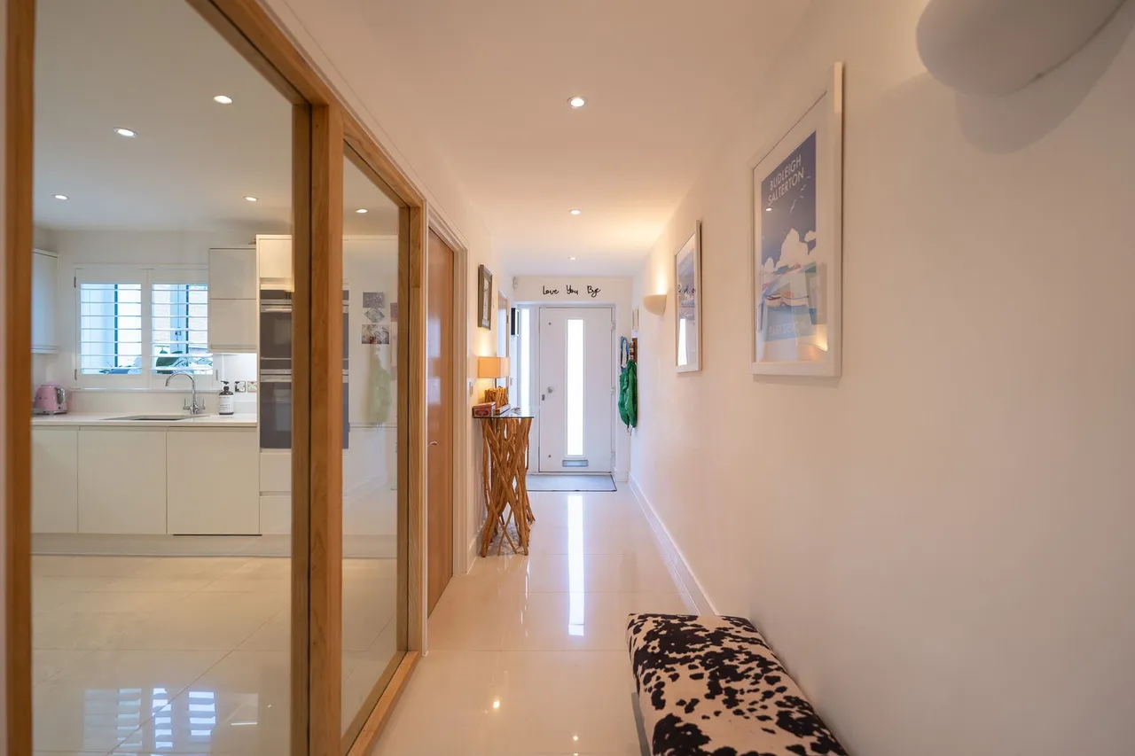 Douglas Avenue, Exmouth, EX8, photo 5