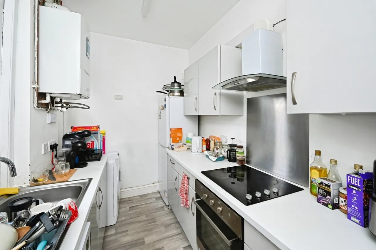 Lower Road, Beeston, Nottingham, Nottinghamshire, NG9, photo 2