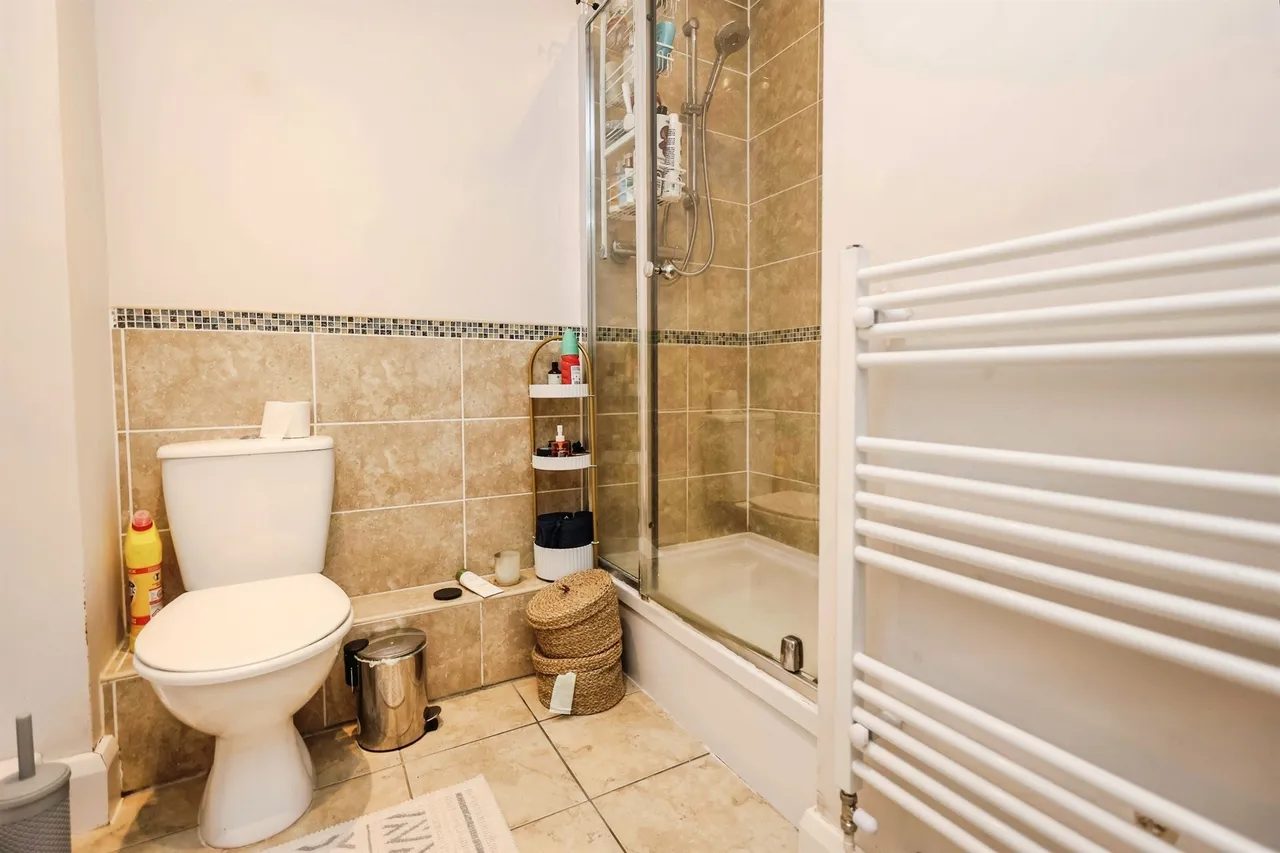 Woodbrooke Grove, Northfield, B31, photo 9