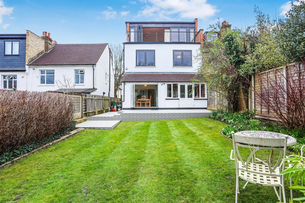 Grosvenor Avenue, Carshalton, SM5 3EW, photo 8