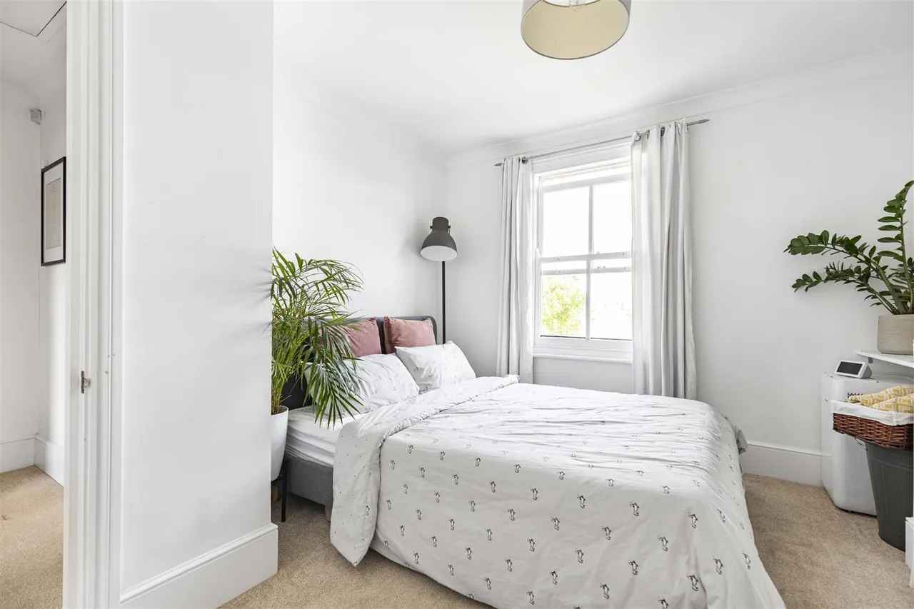 Victoria Road, Mortlake, SW14, photo 6