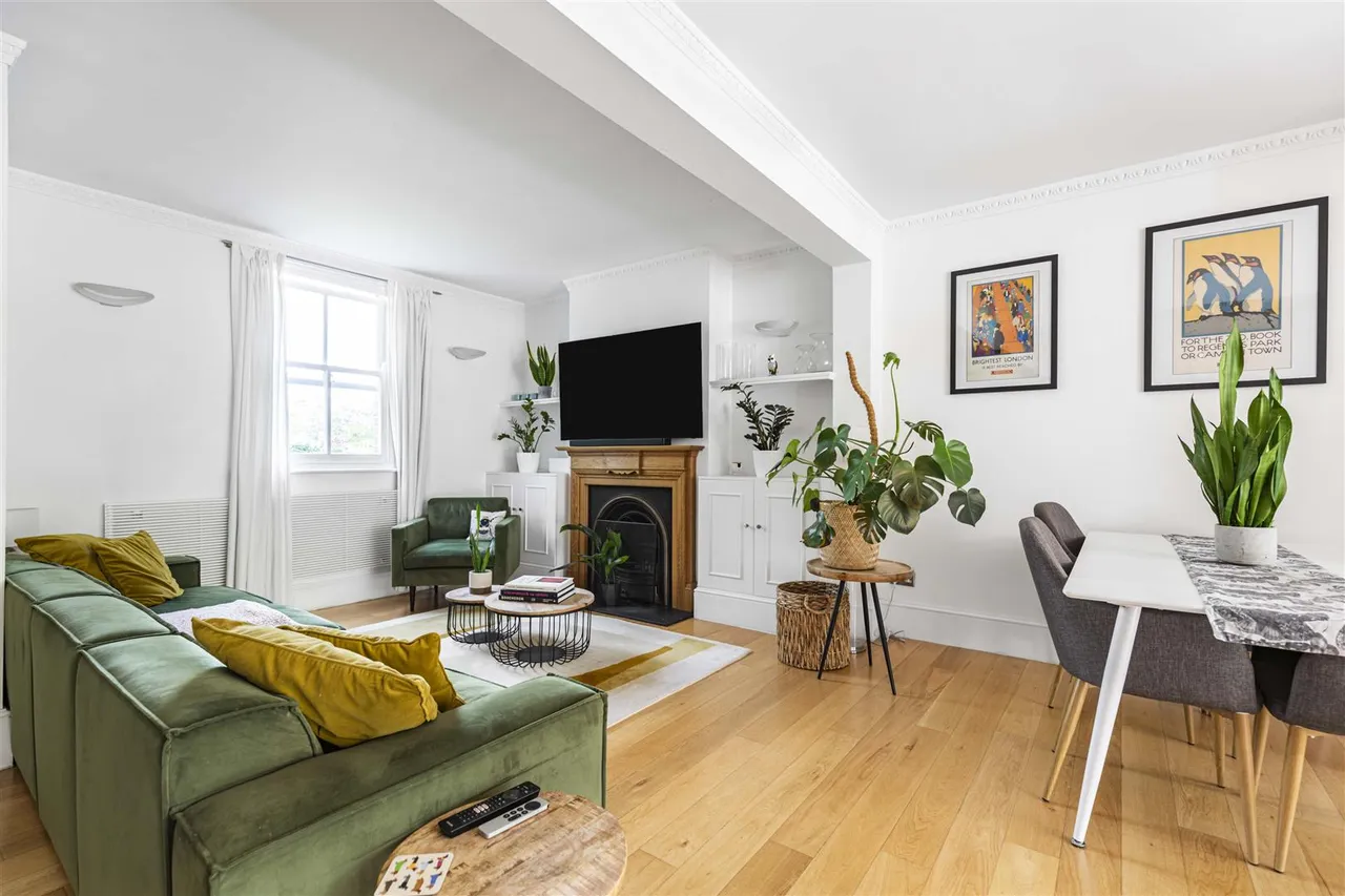 Victoria Road, Mortlake, SW14, photo 2