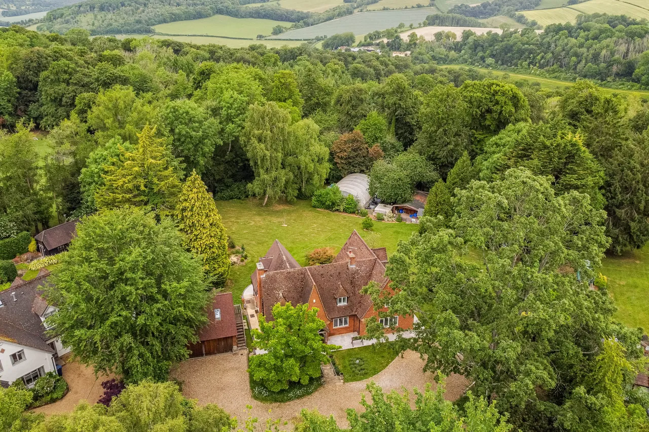 Spurgrove Lane, Frieth, RG9, photo 2