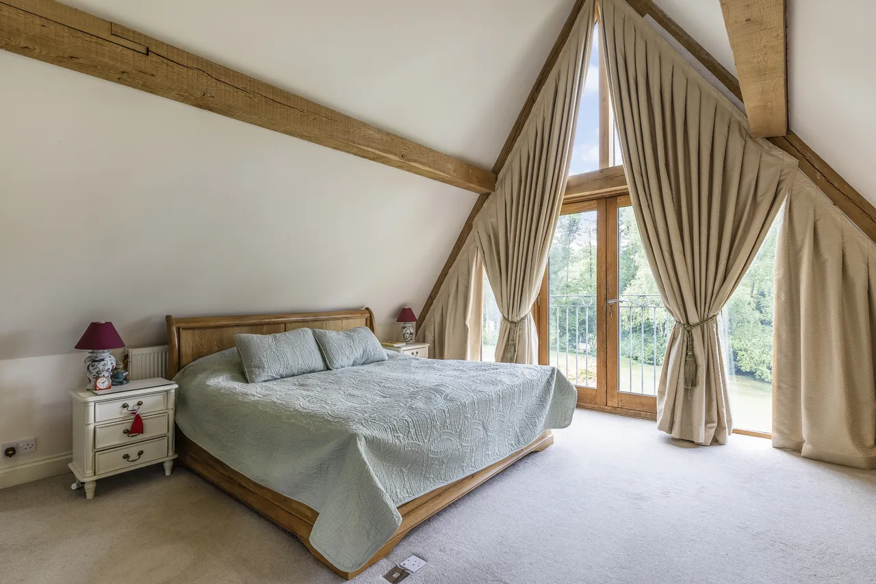 Spurgrove Lane, Frieth, RG9, photo 9