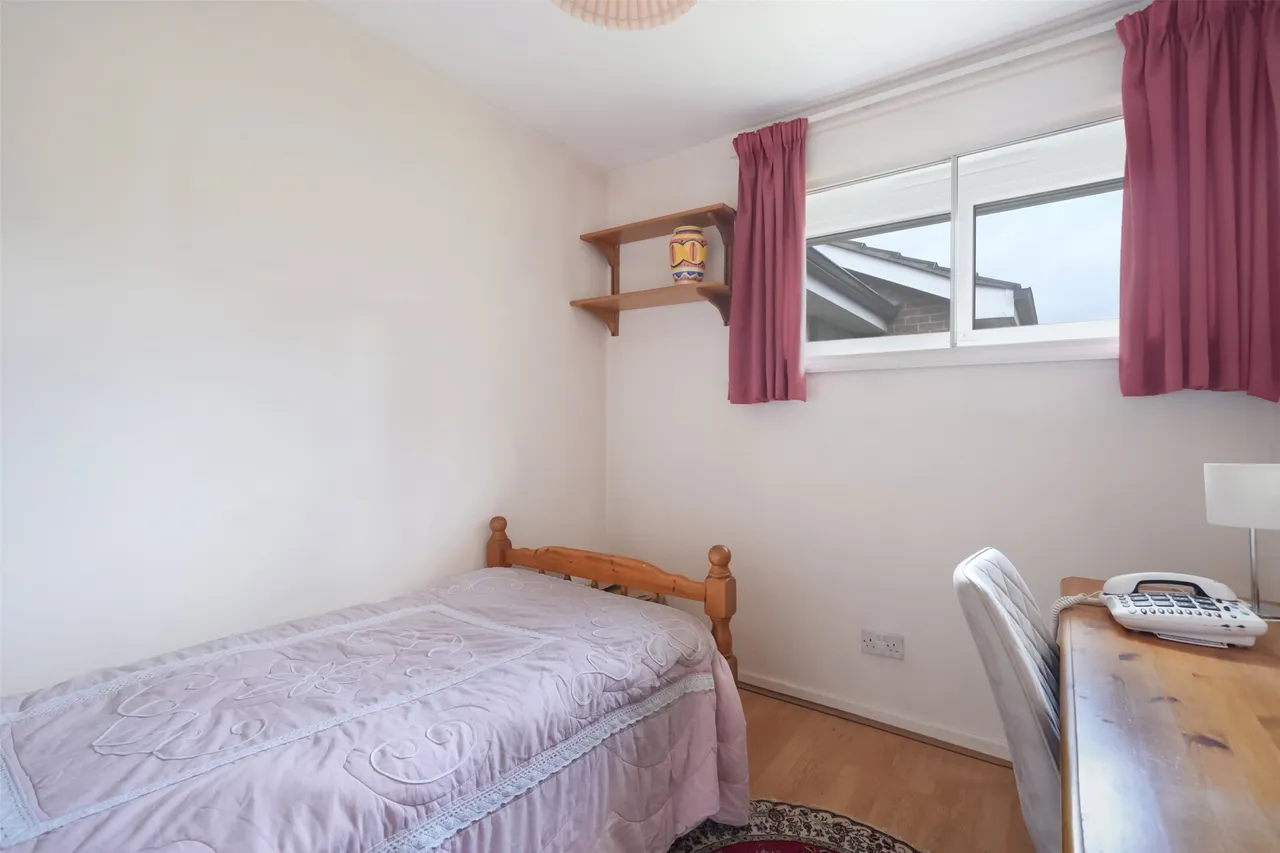 Somers Close, Reigate, RH2, photo 7