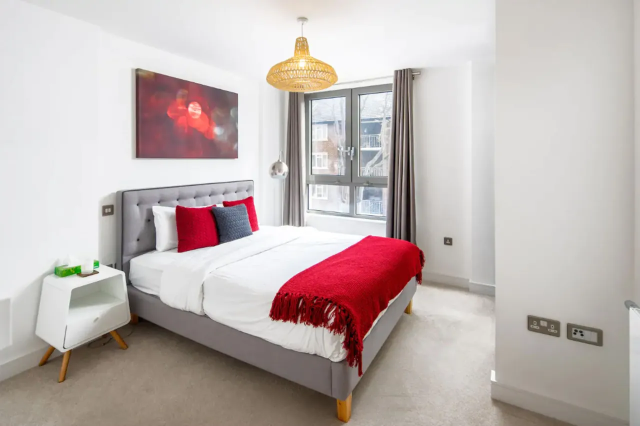 48 Chamberlain Court, Silwood Street, London, photo 6