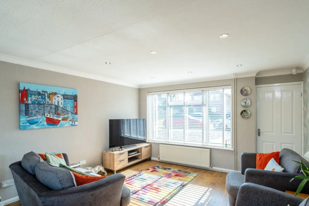 Southwell Close, East Leake, LE12, photo 6