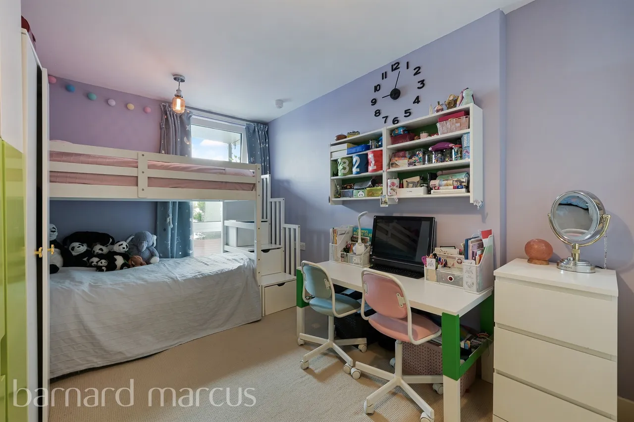 Station Approach, Epsom, KT19, photo 10