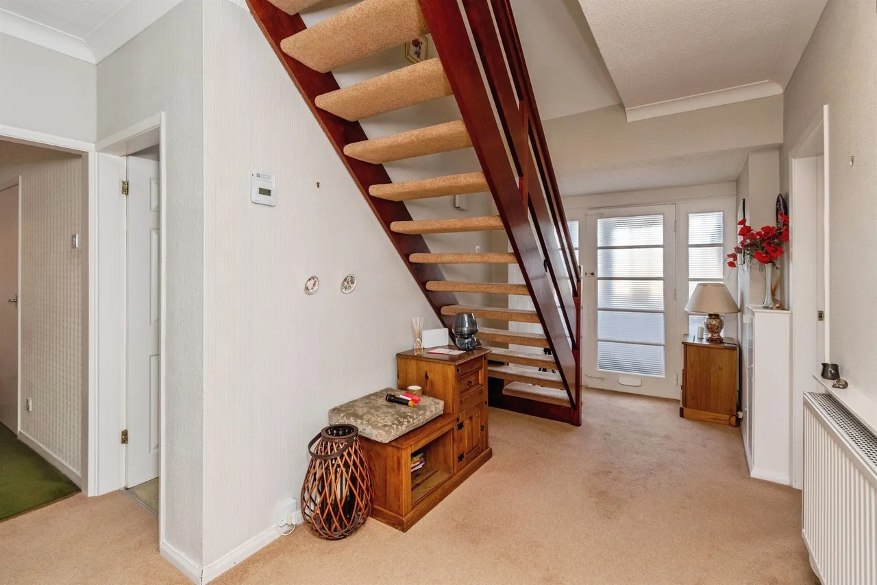 Longford Road, Cannock, photo 8