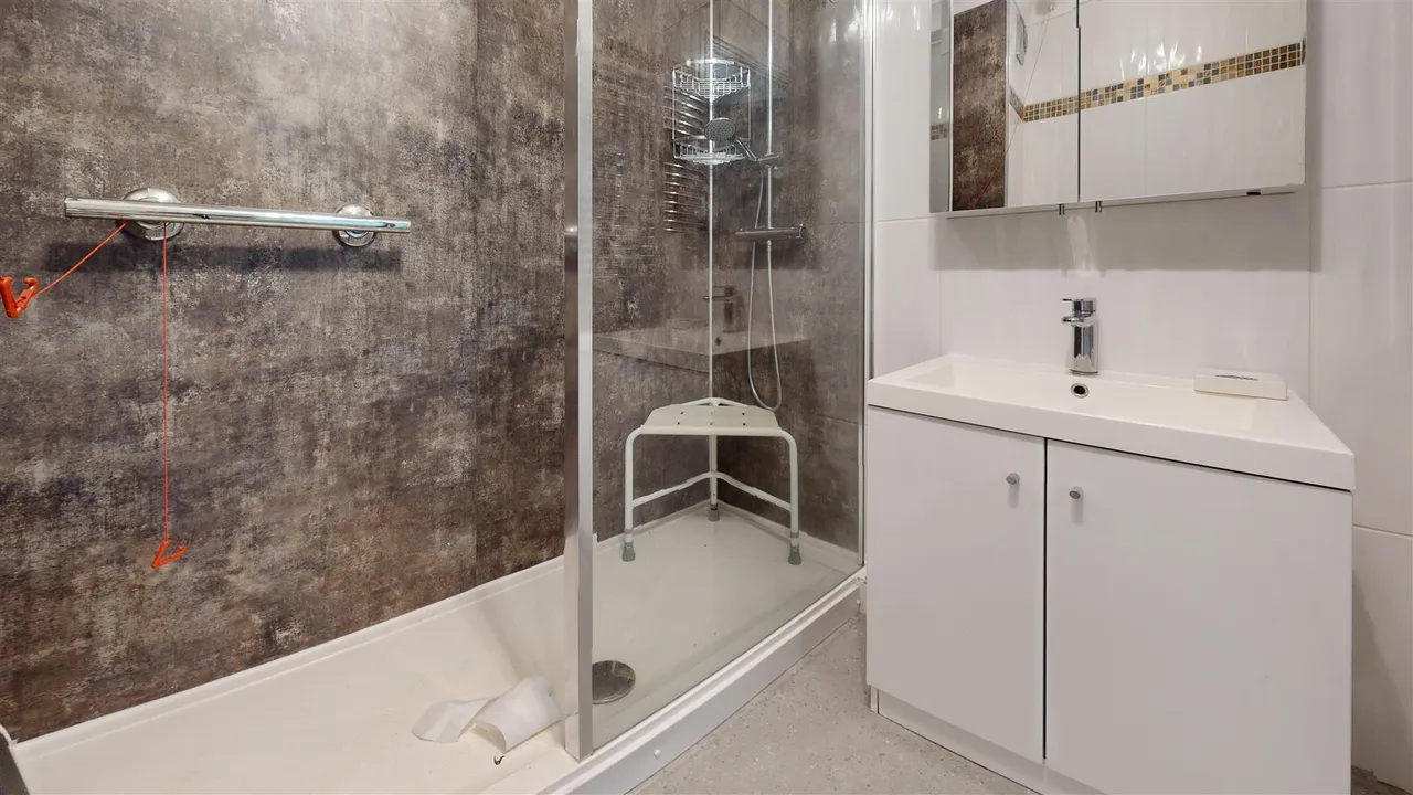 Kiln Lane, Eccleston, WA10, photo 4