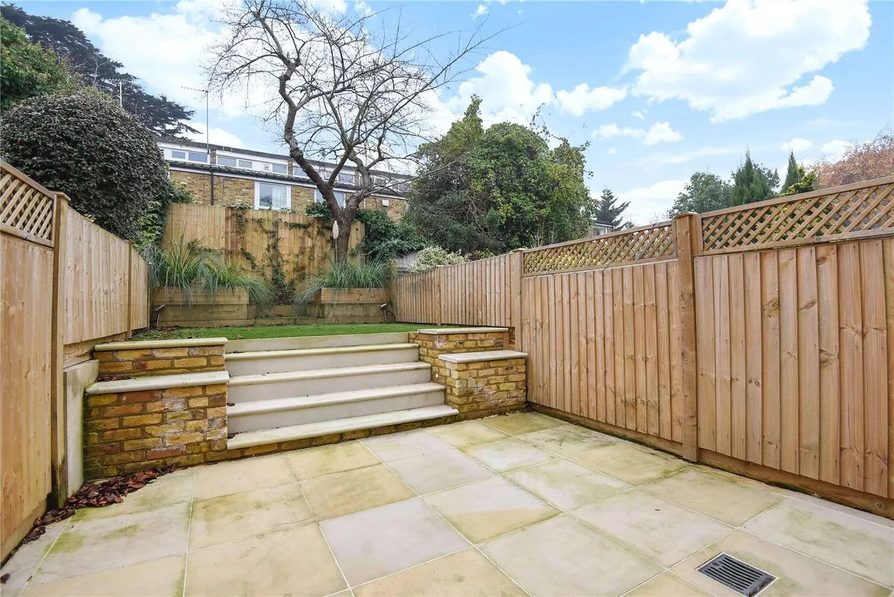 Winchelsea Close, Putney, SW15, photo 2