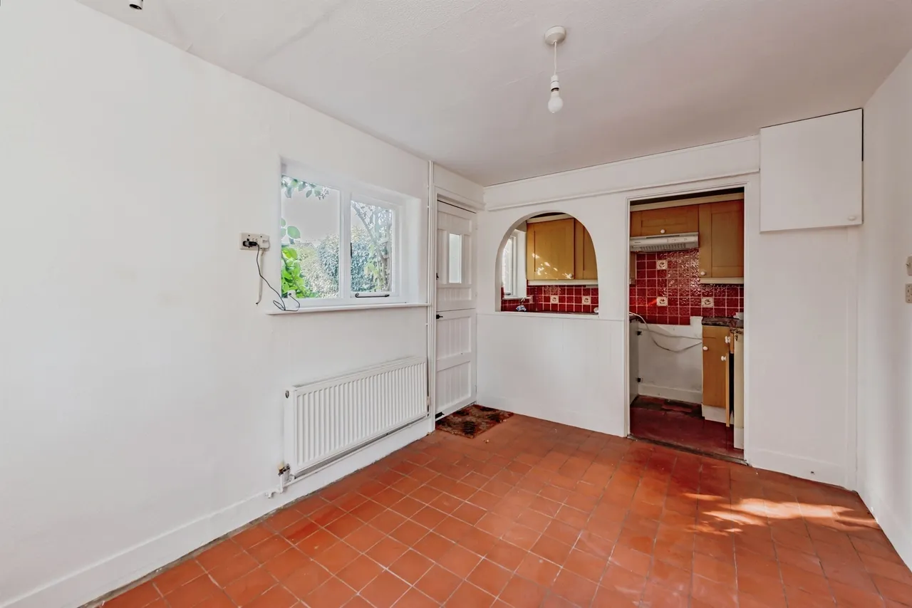 Ifield Road, Crawley, RH11, photo 4
