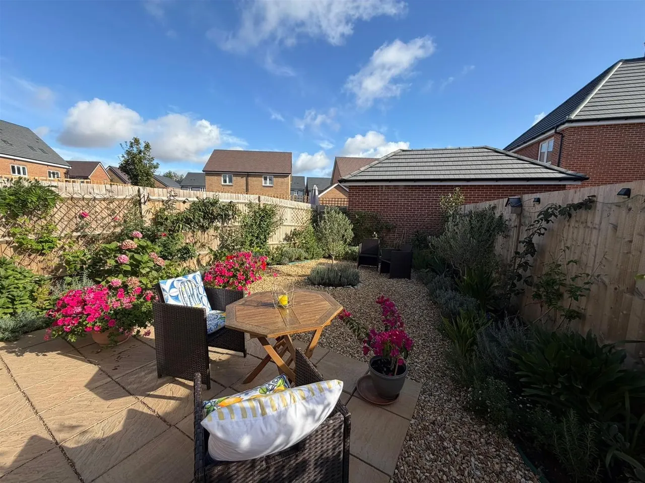 Newfoundland Drive, Sturminster Newton DT10 1GE, photo 13