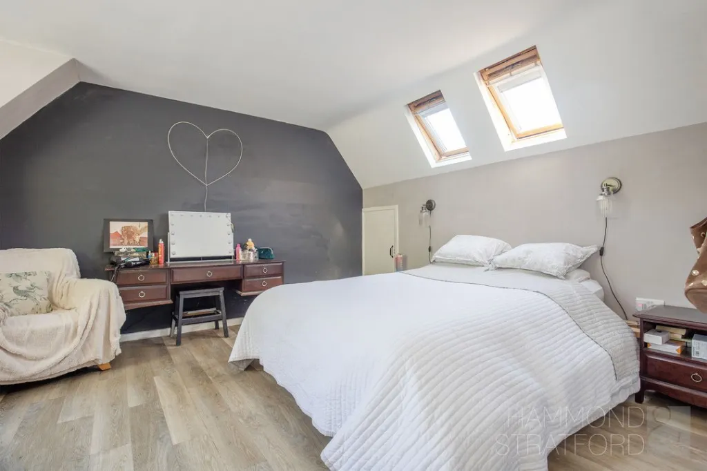 Harmer Crescent, Cringleford, photo 9