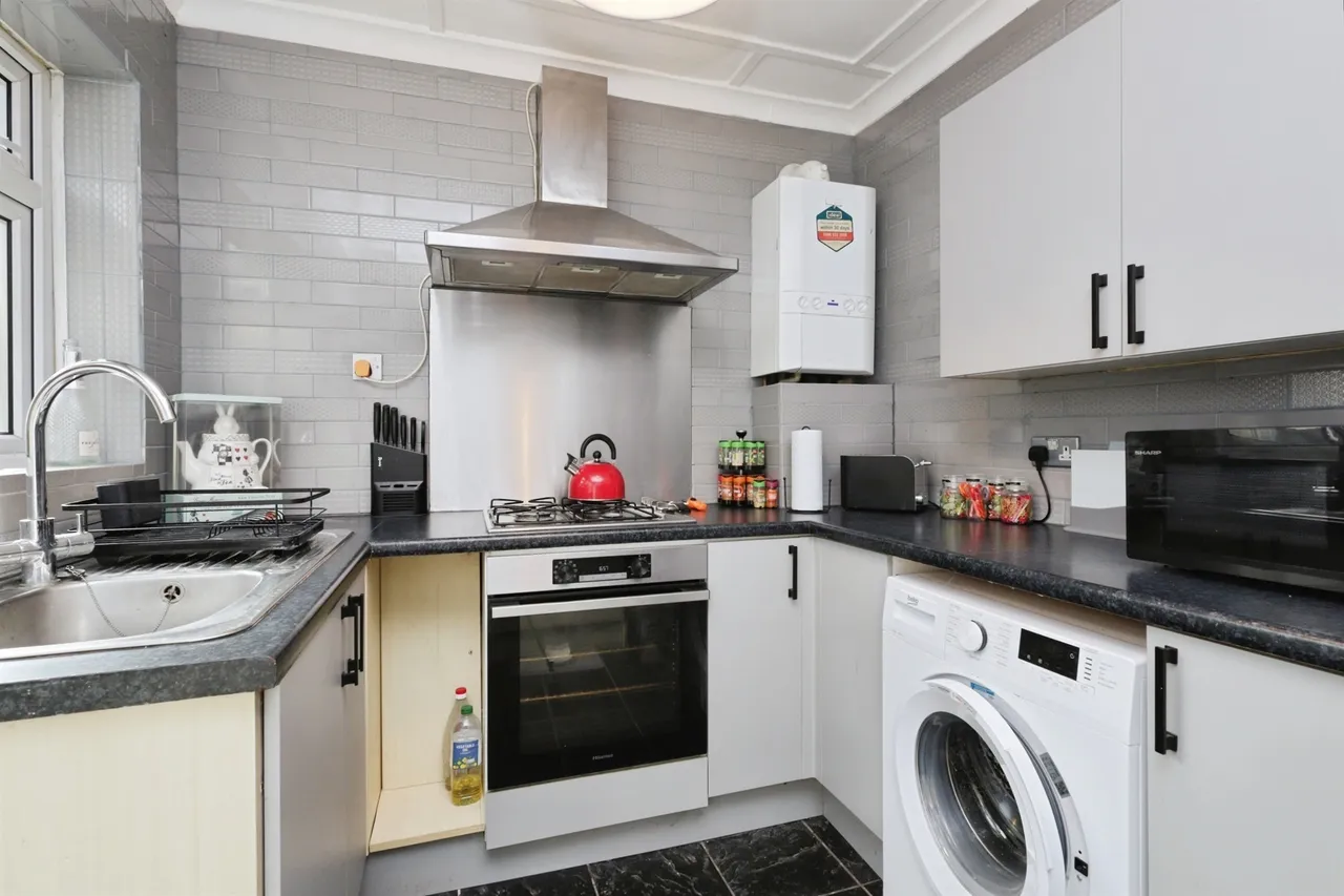 Ceylon Place, Eastbourne, BN21, photo 3