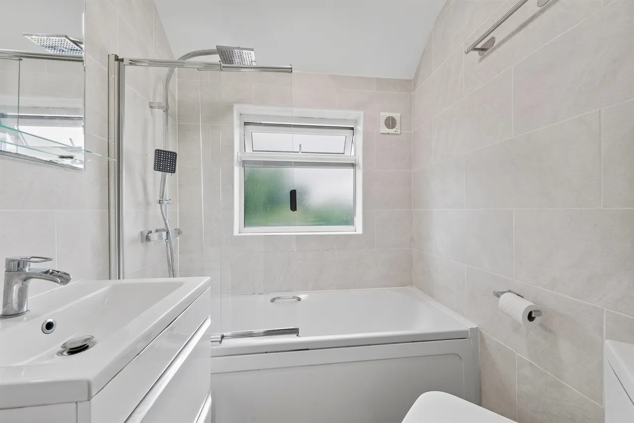 Lindsay Road, Worcester Park, KT4, photo 15