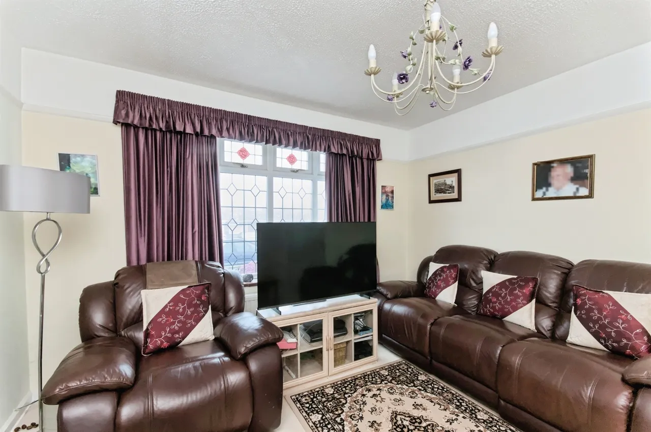 Grange Court Drive, Bexhill-On-Sea, photo 3
