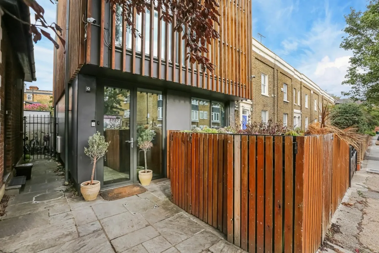 Denmark Road, London, SE5, photo 20