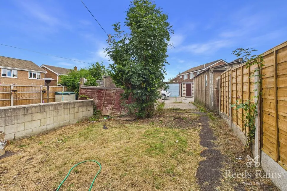 Arncliffe Drive, Knottingley, West Yorkshire, WF11, photo 6