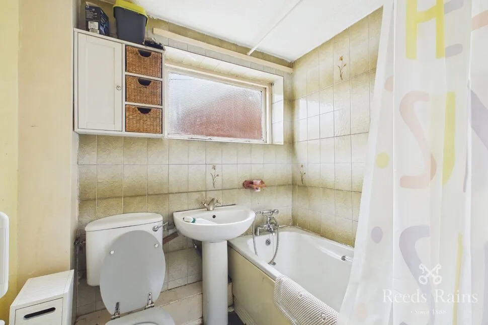 Arncliffe Drive, Knottingley, West Yorkshire, WF11, photo 5