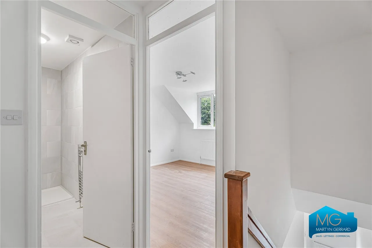 Mahon Close, Enfield, EN1, photo 8