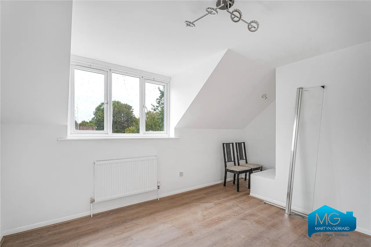 Mahon Close, Enfield, EN1, photo 9