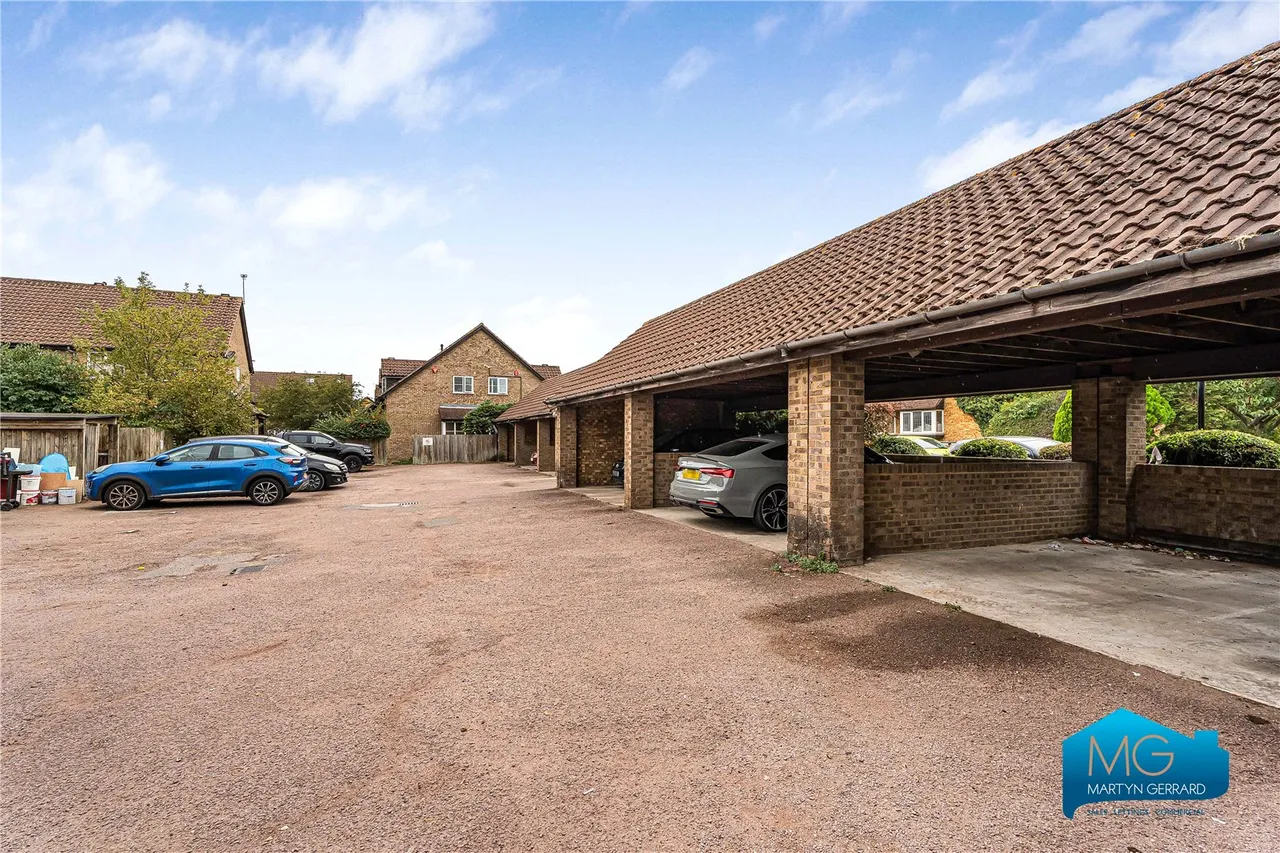Mahon Close, Enfield, EN1, photo 12