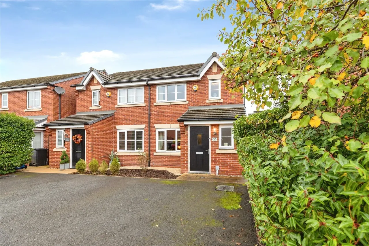 3 bed house for sale, Hardys Drive, Radcliffe, M26