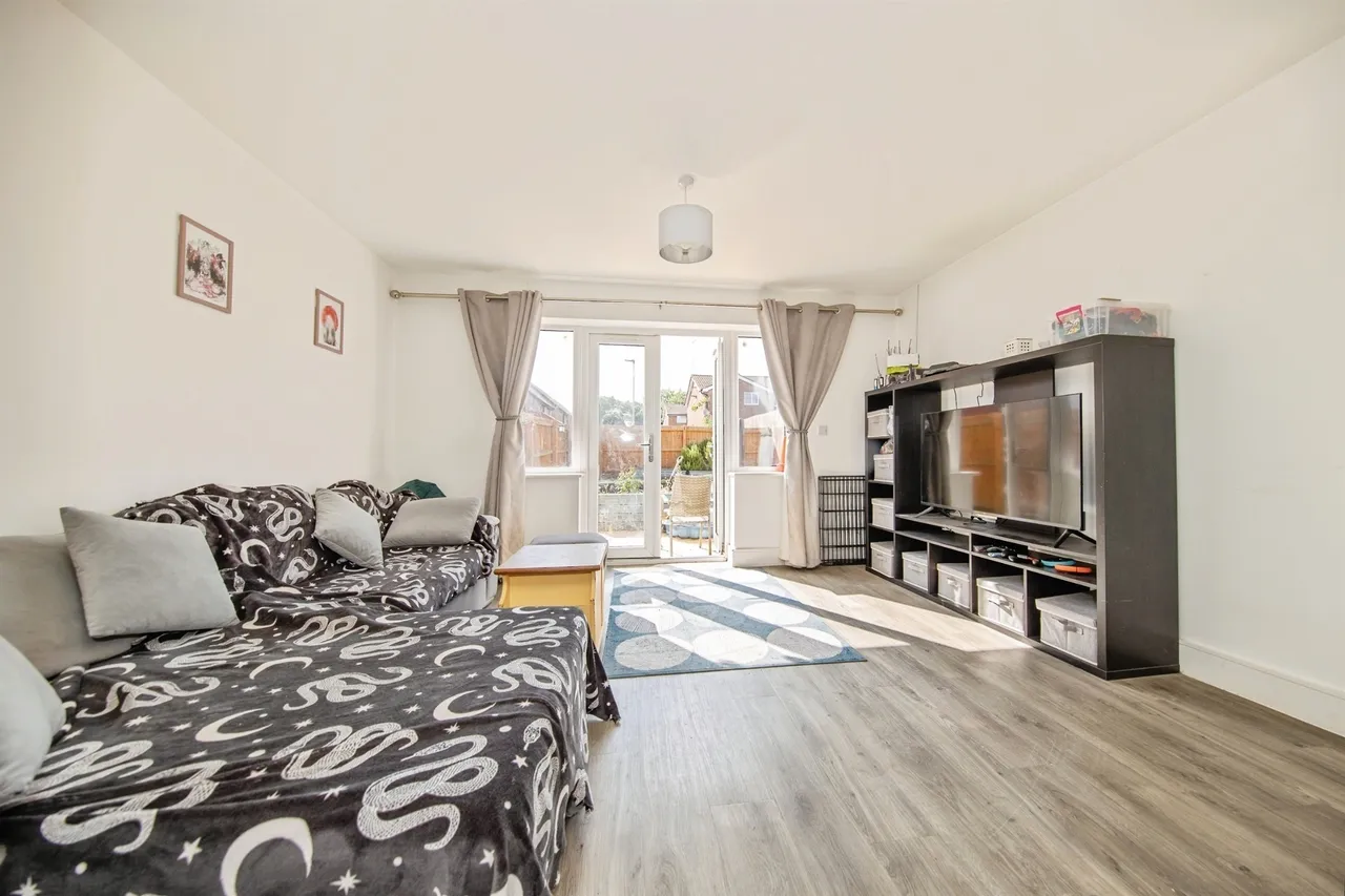 Mimas Way, Ipswich, photo 3