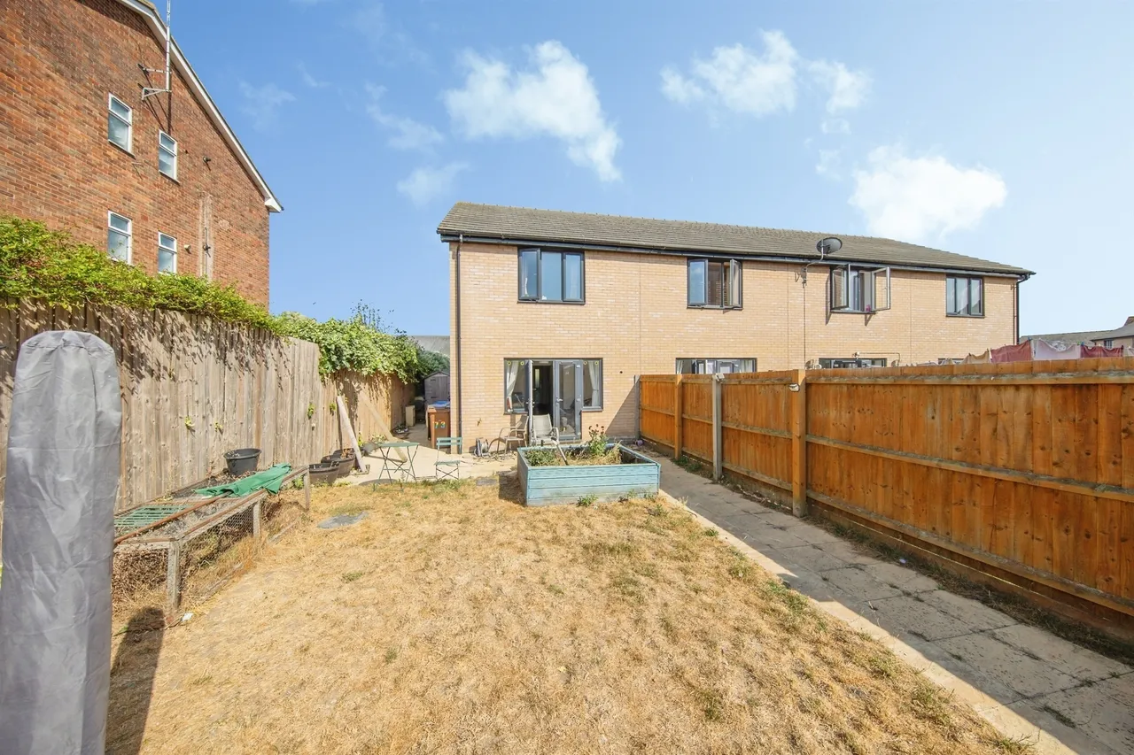 Mimas Way, Ipswich, photo 10