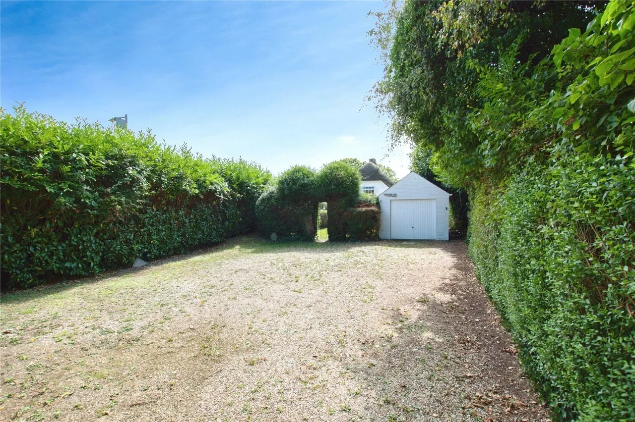 Ringwood Road, Verwood, BH31, photo 2