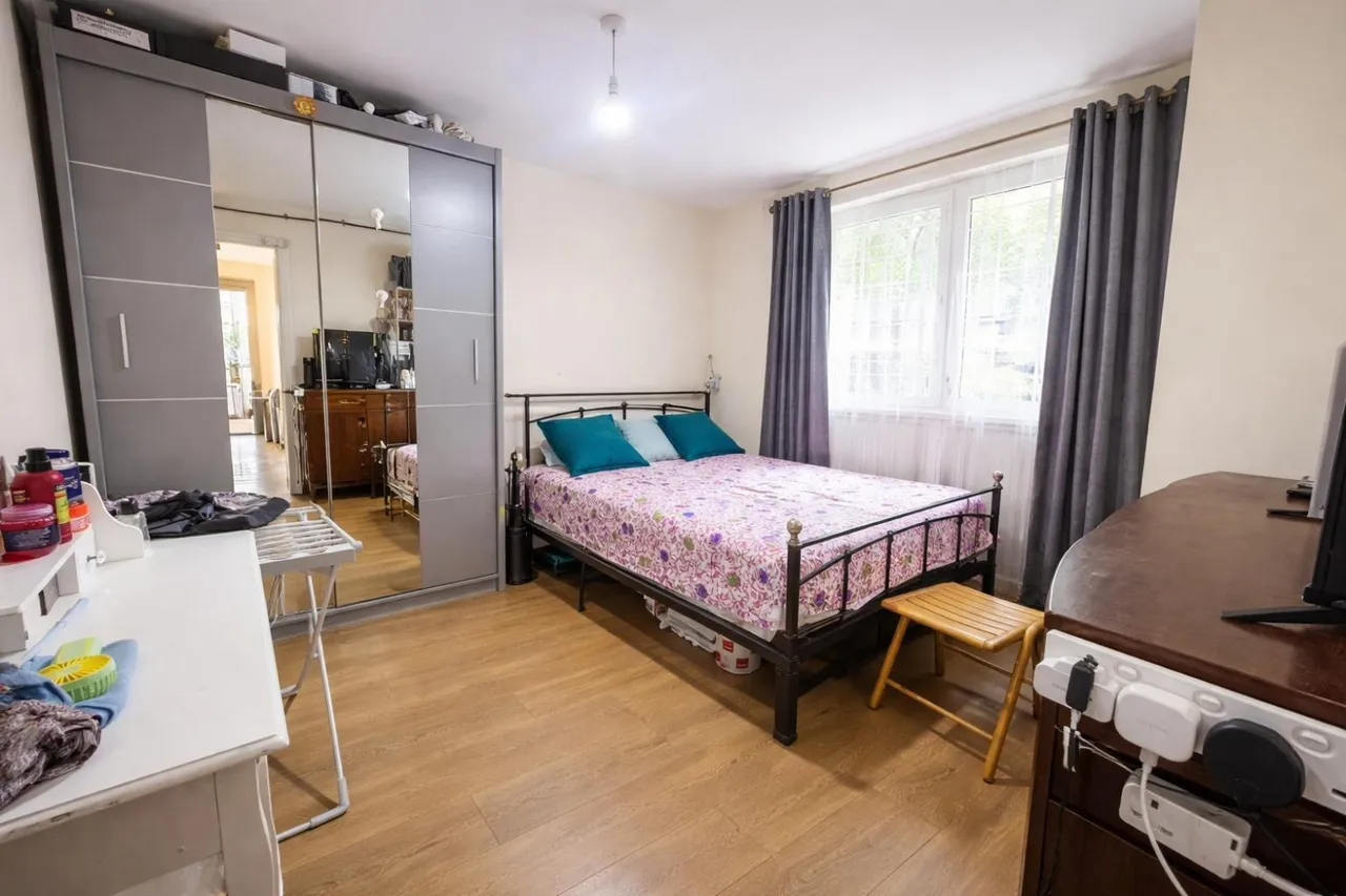 Cromwell Road, Hounslow, TW3, photo 4