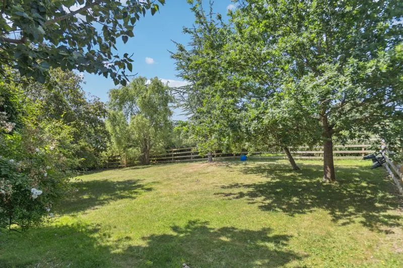 Hill Farm Road, Marlow SL7 3LX, photo 20