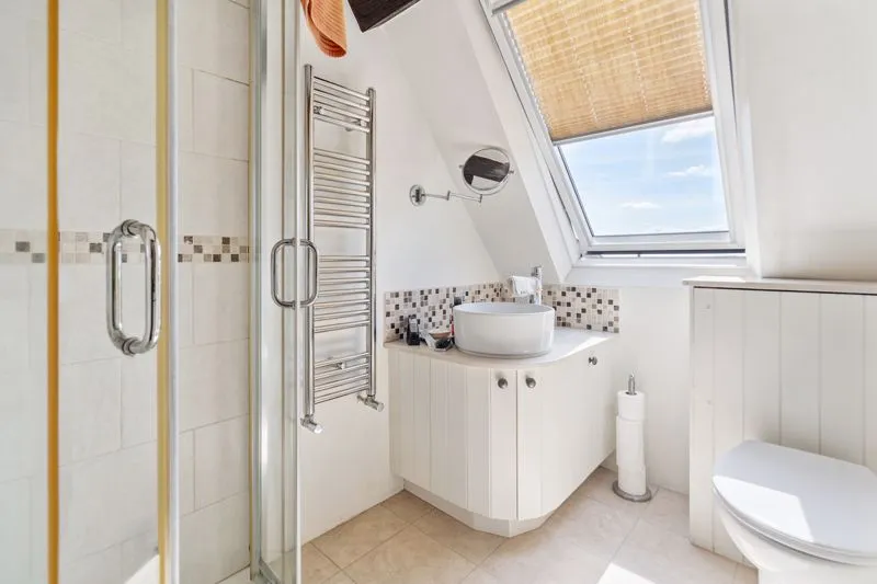 Hill Farm Road, Marlow SL7 3LX, photo 14
