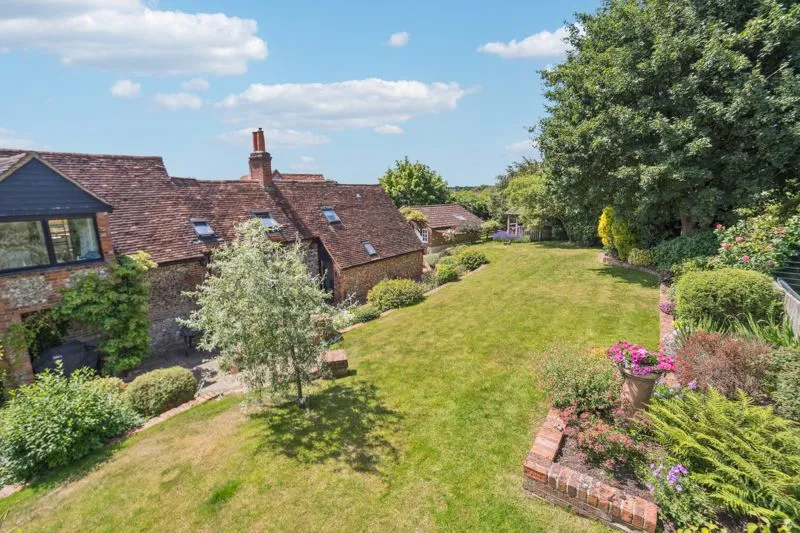 Hill Farm Road, Marlow SL7 3LX, photo 17