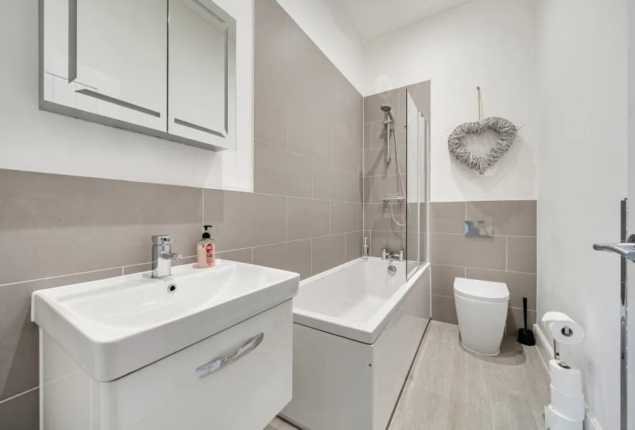 Hales Road, Cheltenham, GL52, photo 9