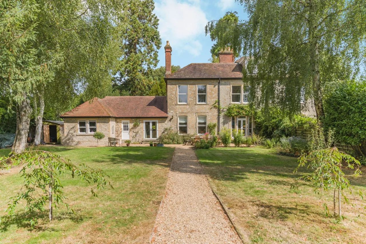 5 bed property for sale — Boreham Road, Warminster, Wiltshire, BA12 9JR