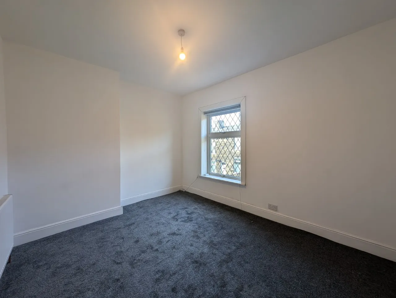 Highfield Terrace, Cleckheaton, BD19, photo 6