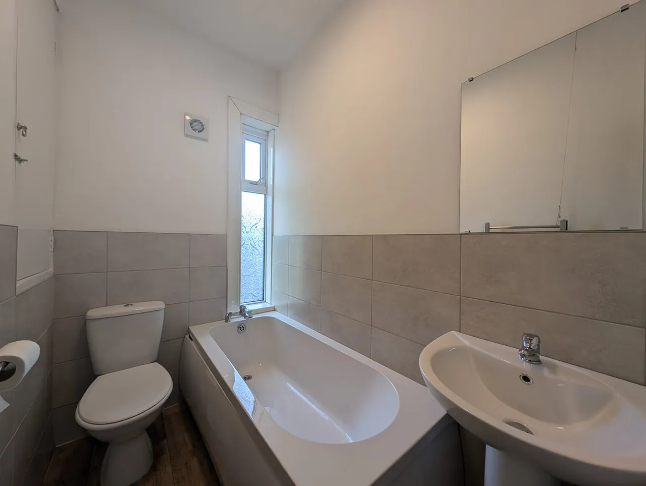 Highfield Terrace, Cleckheaton, BD19, photo 8