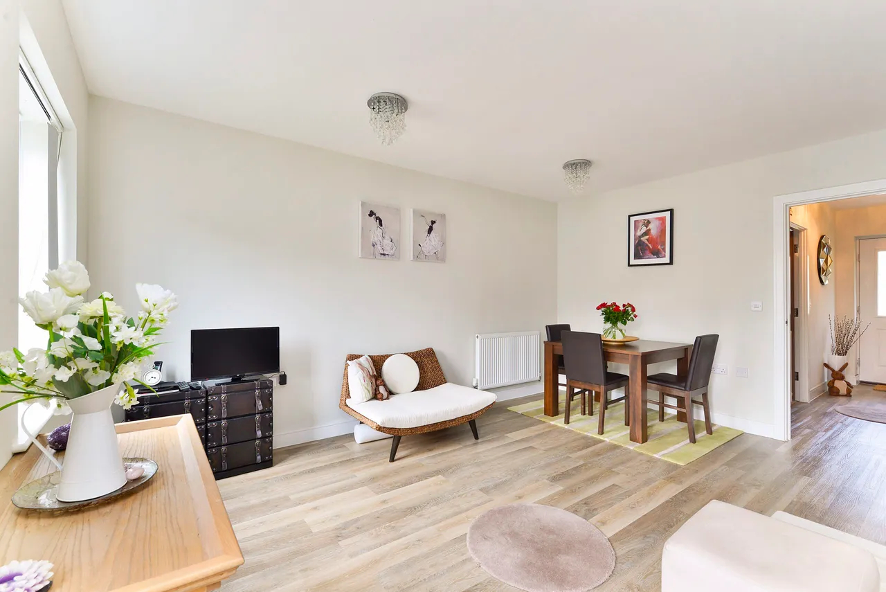 Alderbank Drive, Godalming, GU7, photo 5