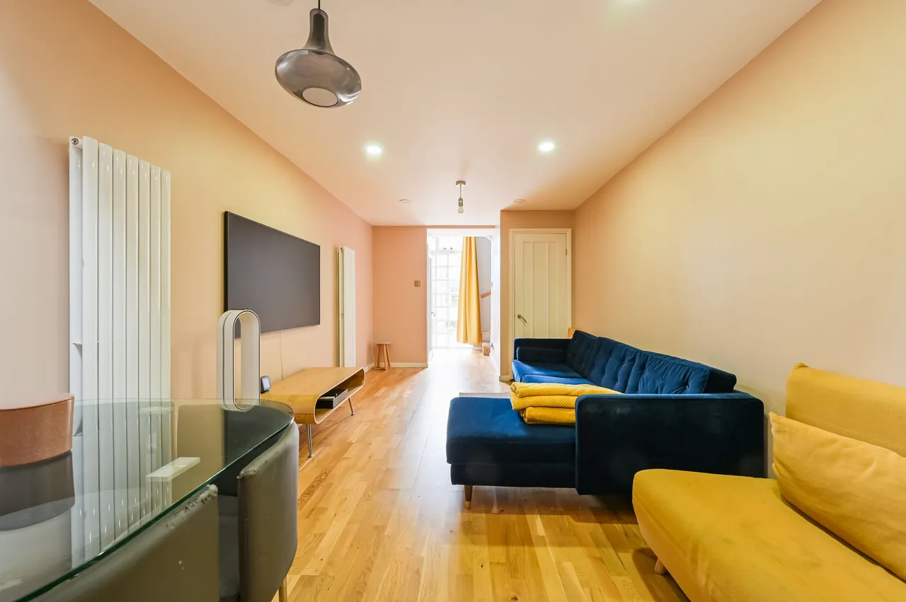 6 St Frideswides Mews, London, photo 8