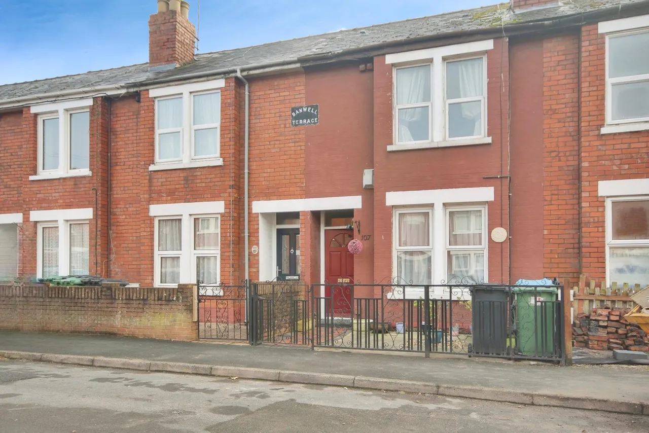 2 bed house for sale — Stanley Road, Gloucester, GL1