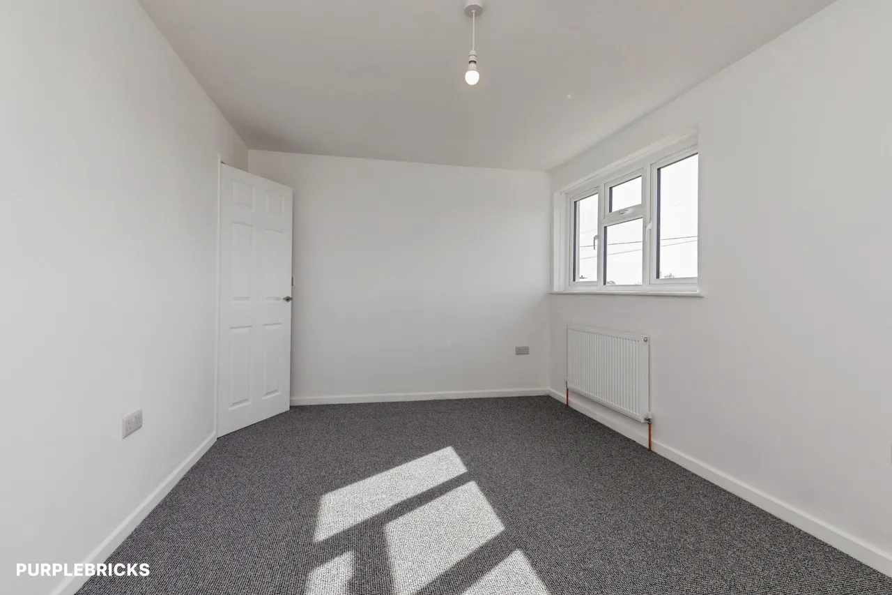 Methuen Avenue, Melksham, SN12, photo 14