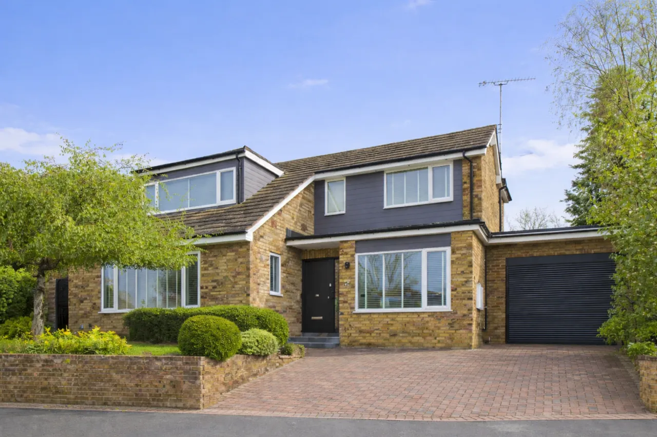 4 bed property for sale, Parkhill Road, Hemel Hempstead, HP1
