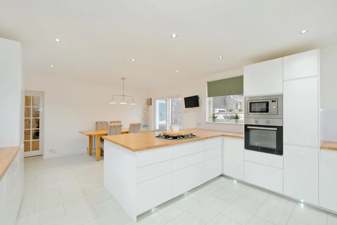 Broomhill Road, Broomhill, AB10, photo 13